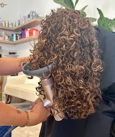 Signature Curl Refresh