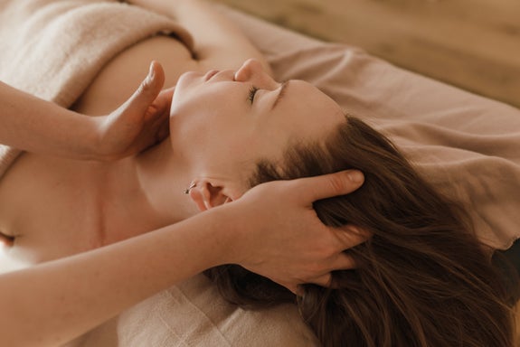 Manual Lymphatic Drainage + Relaxation Massage