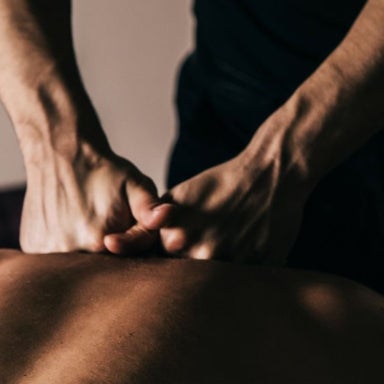 45 Minute Deep Tissue Massage