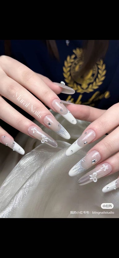 ADD ON NAIL TIPS EXTENSION 浅贴塑形甲片(shaping clip)