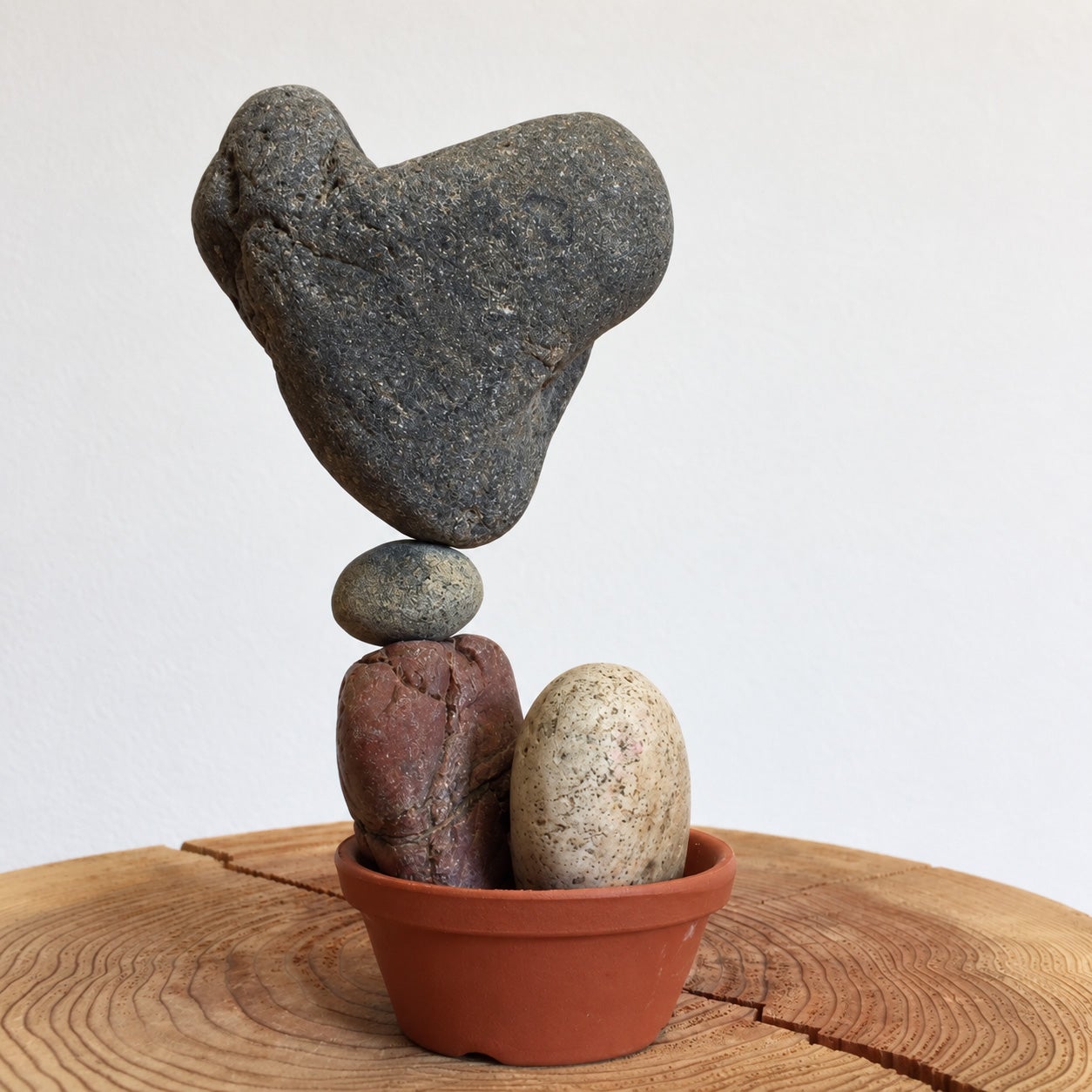 石花ちとく ロックバランシング作品