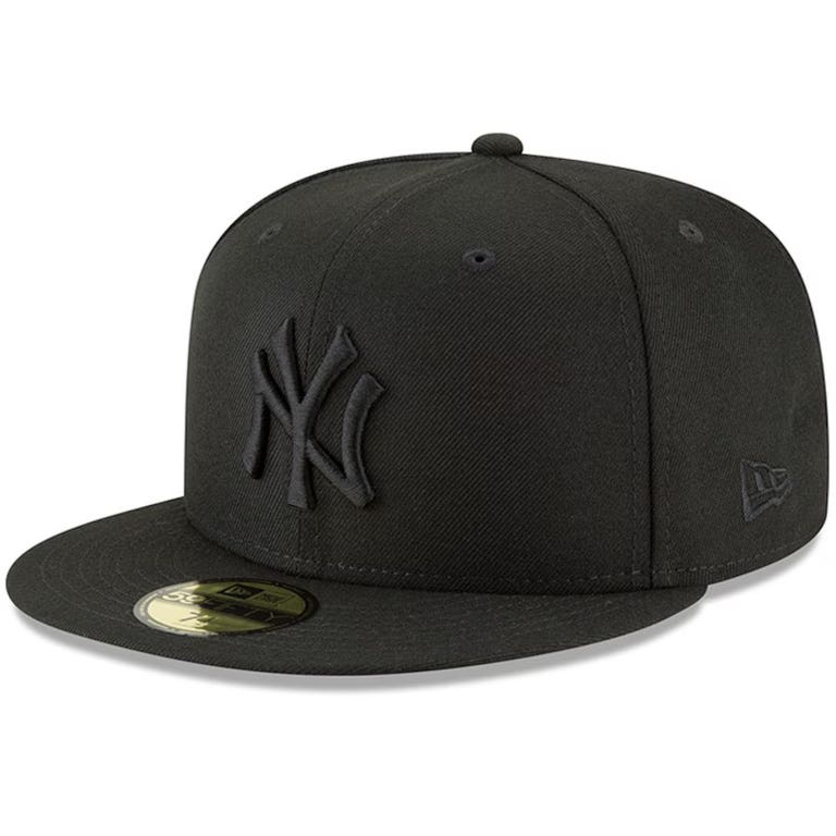 New York Yankees Blackout New Era 59FIFTY Hat