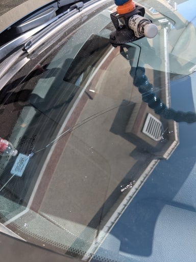 Mobile Windshield repair, for crack windshield repair up to 16 inches