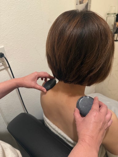 Hot stone Massage & healing spa 60min $185