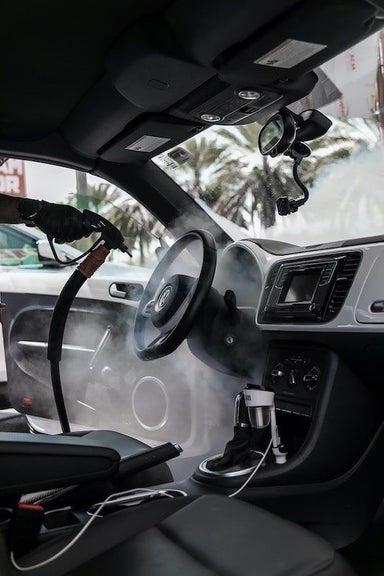 Supreme (Sedan)