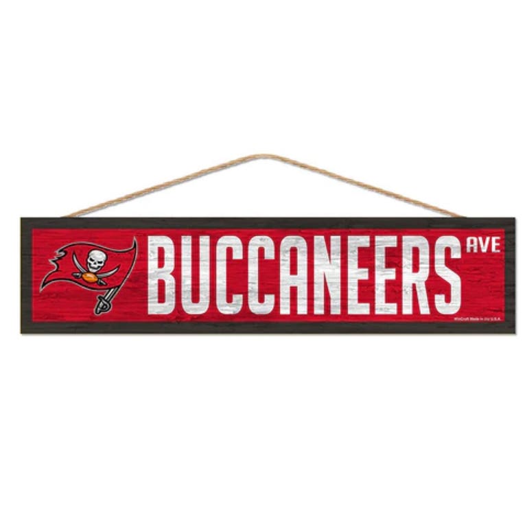 Tampa Bay Buccaneers Wood Avenue Sign
