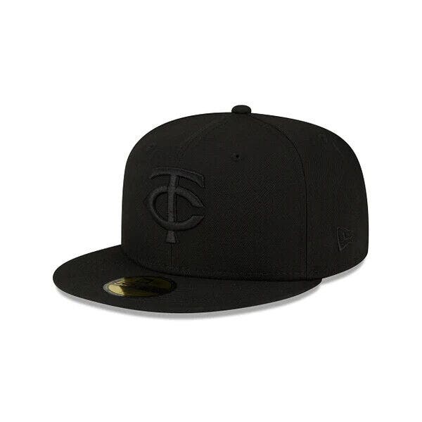 Minnesota Twins New Era 59FIFTY Blackout Hat