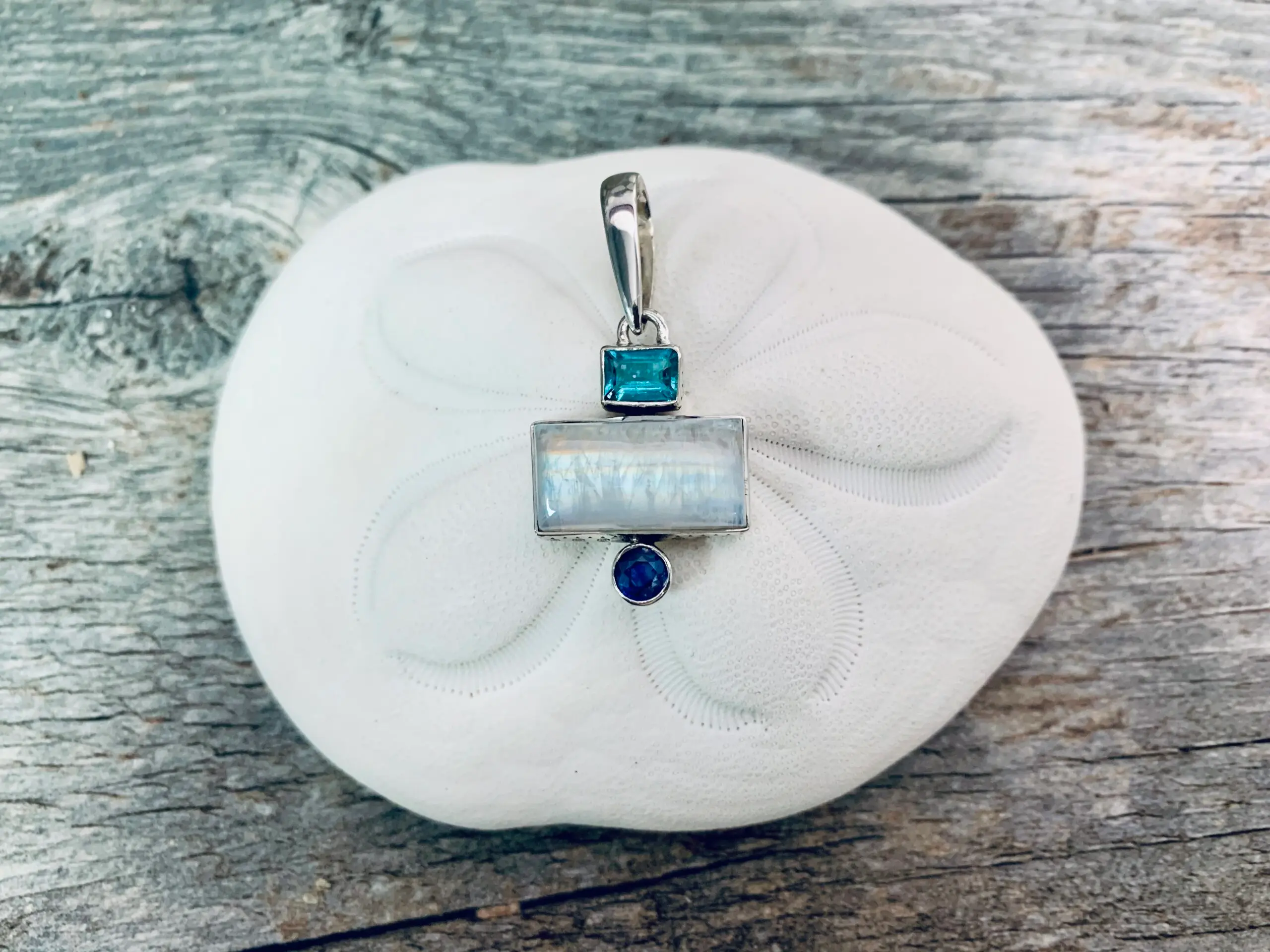 Moonstone Apatite Kyanite Pendant