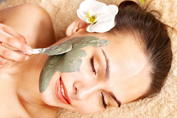 60 min Customized Organic Facial