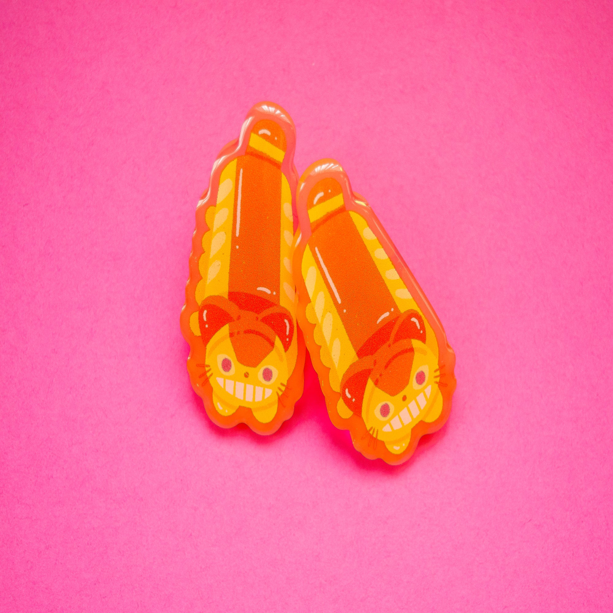 P12. Totoro Bus Cake Pin