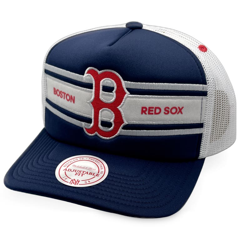 Boston Red Sox Retro Sideline Trucker Mitchell and Ness Snapback Hat