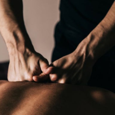 30 Minute Deep Tissue Massage