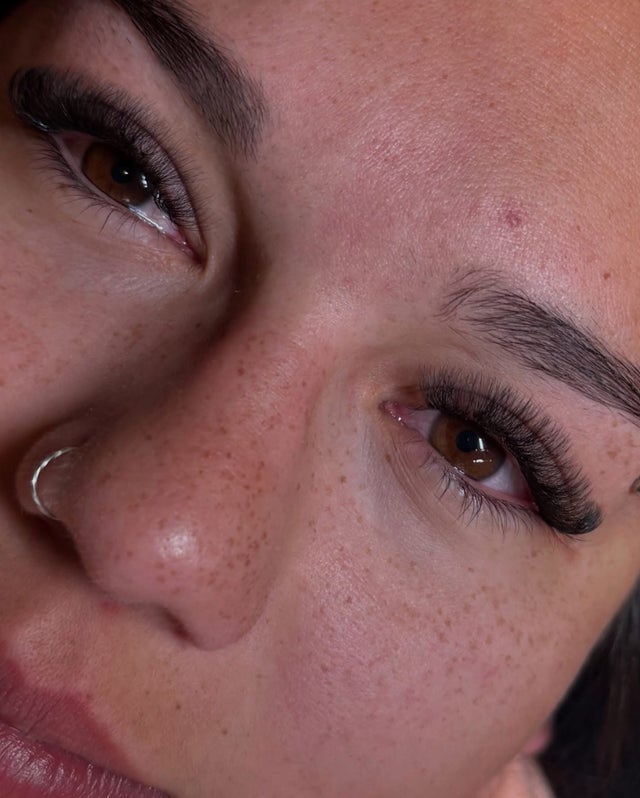 lashes