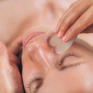 LYMPHATIC FACIAL MASSAGE