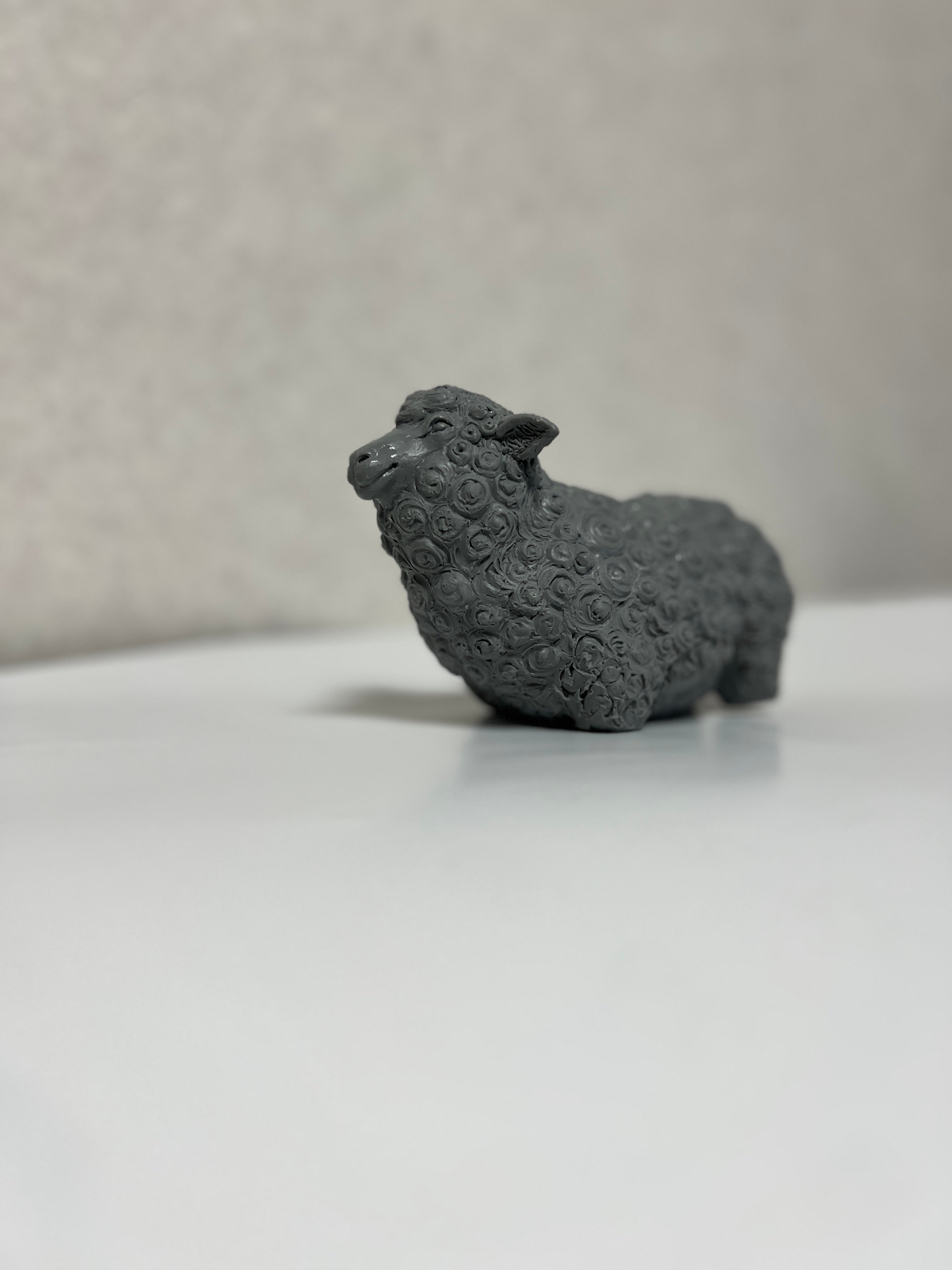 イヌリーナ 個展 犬と羊 作品