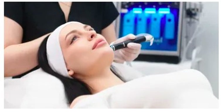 Hydra Facial