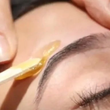 Eyebrow Wax