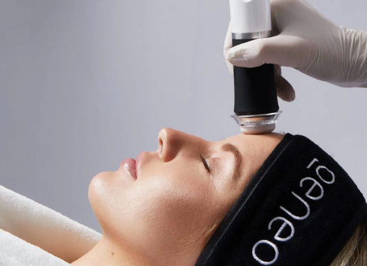 OxyGeneo 3-in-1 Super Glow Facial