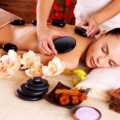 60 min Therapeutic Hot Stone Massage