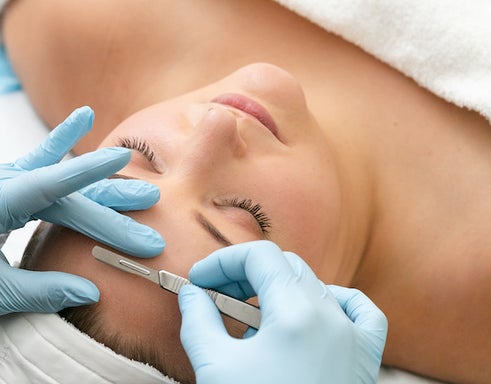 Dermaplane plus hydrating mask mini facial