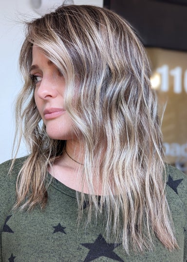 SIGNATURE HAIR LOVE SESSION (Balayage/ low maintaince highlighting)