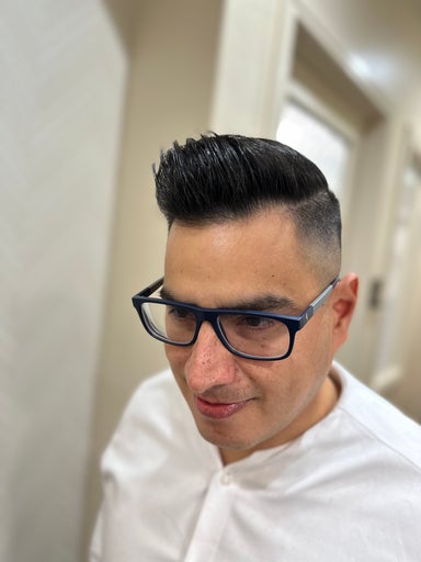 Men's Haircut and Style