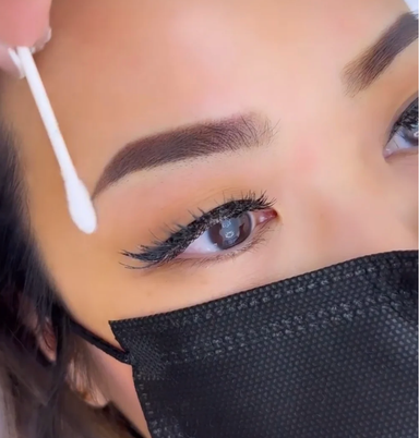 Powder Ombre Brows – Soft, Defined & Long-Lasting