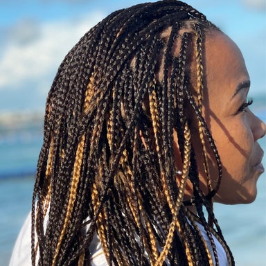 Knotless Braid Maintenance (hair not included)